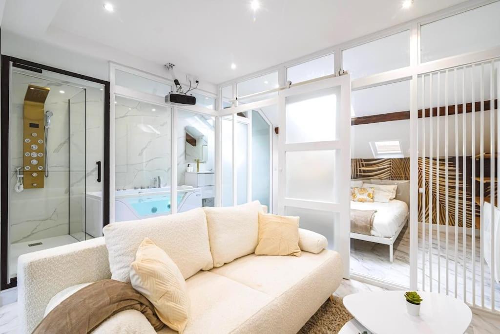 Oasis Chic - Spa Prive & Cinema رانس المظهر الخارجي الصورة